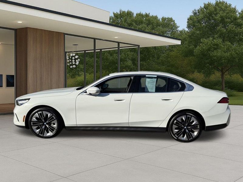 Used 2026 BMW 5 Series 530iImage 13