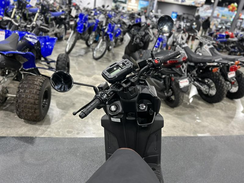 New 2025 Yamaha ZUMA 125 Image 12