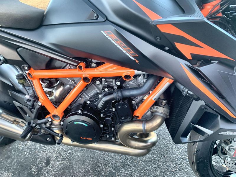New 2026 KTM 1390 SUPER DUKE R EVO Image 19