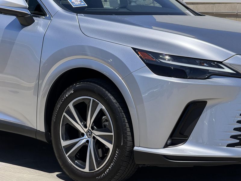 Used 2025 Lexus RX 350 PremiumImage 4