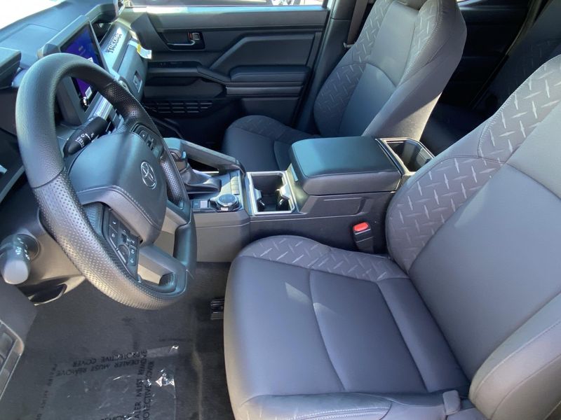 New 2025 Toyota Tacoma SR5Image 14