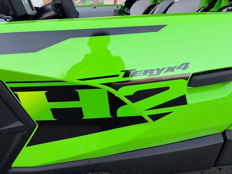 New 2026 Kawasaki TERYX 4 H2 DELUXE ES 