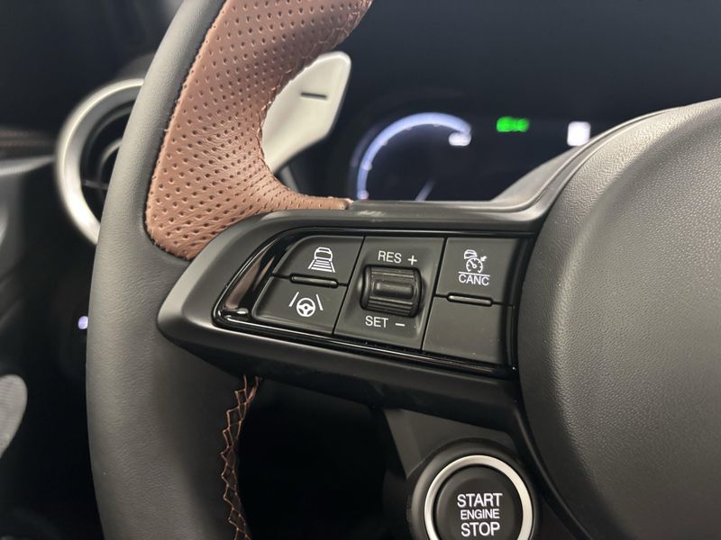 New 2025 Alfa Romeo Giulia Intensa AwdImage 24