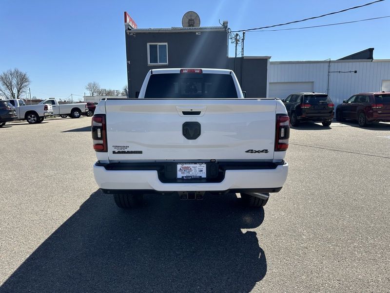 2024 RAM 3500 Laramie Crew Cab 4x4 6