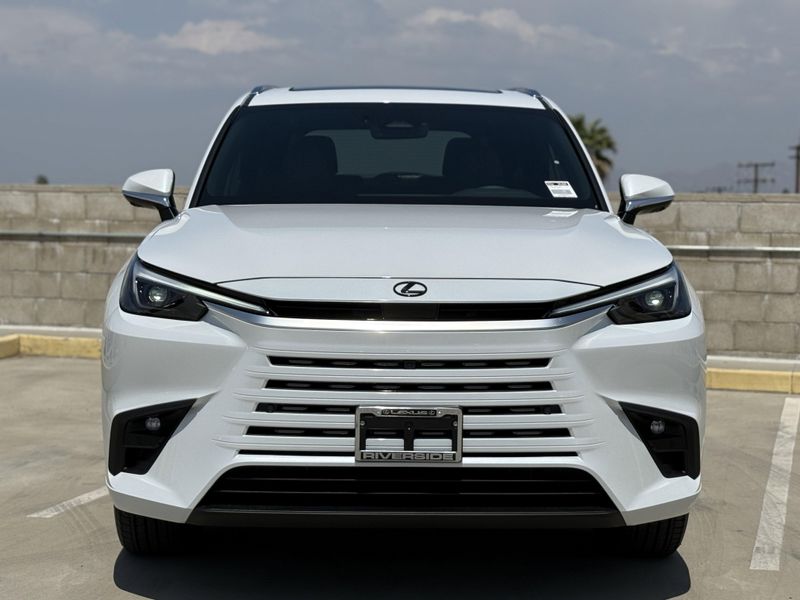 2025 Lexus TX Image 6