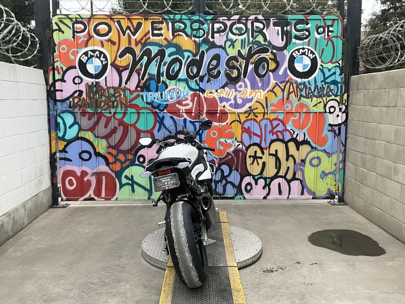 New 2027 BMW S 1000 RR Image 6
