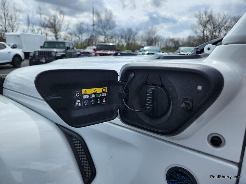 Used 2025 Jeep Wrangler 4xE Sahara