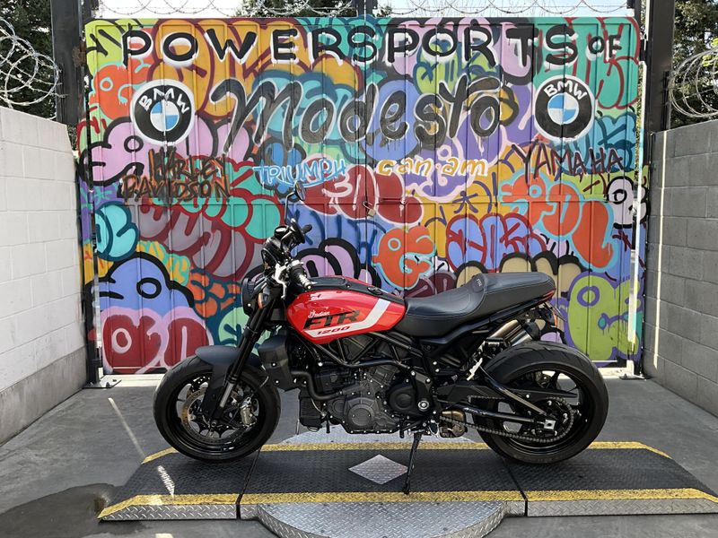 Used 2024 Indian Motorcycle FTR Base Image 8