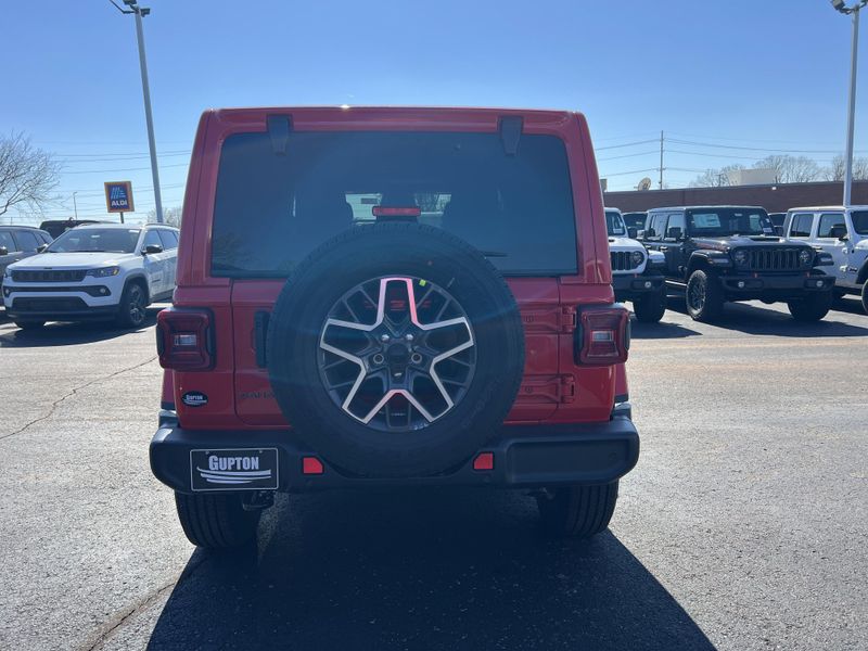 New 2026 Jeep Wrangler 4-door SaharaImage 8