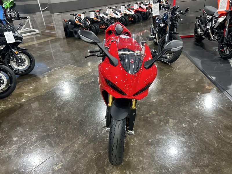 New 2026 Ducati PANIGALE V2 S 896 Image 23