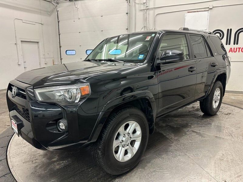 2021 Toyota 4Runner SR5Image 10