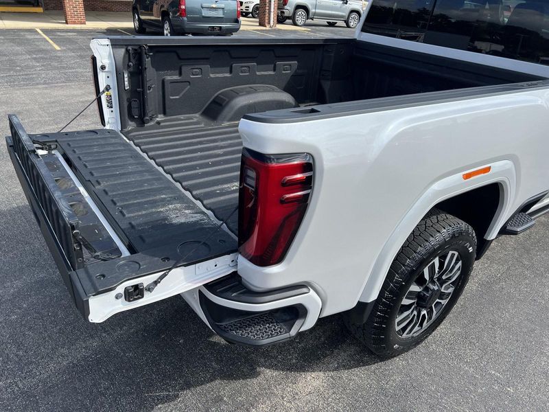 Used 2024 GMC Sierra 2500HD Denali Ultimate