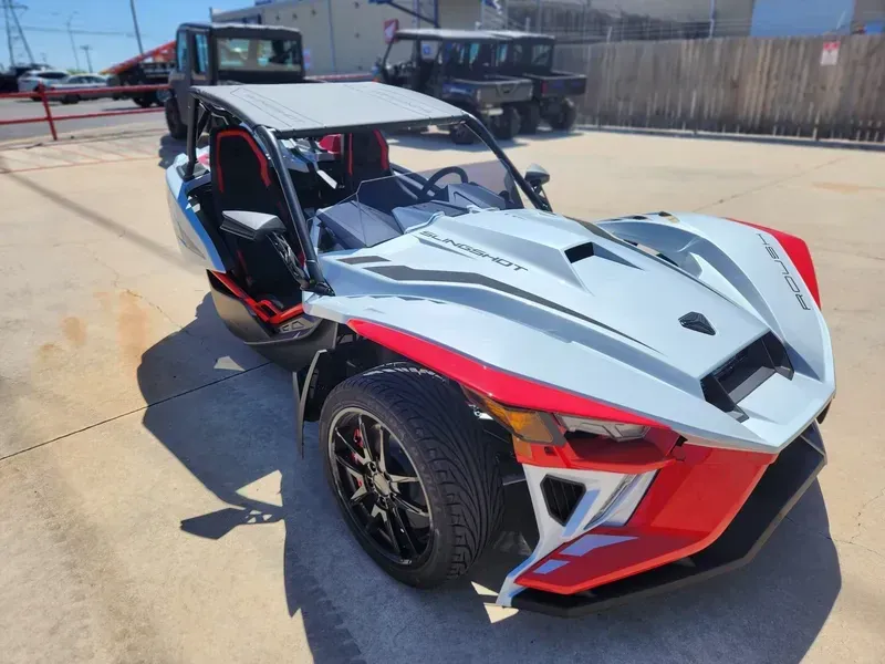 2024 Polaris SLINGSHOT ROUSH EDITION AUTODRIVE RACETRACK RED Image 1