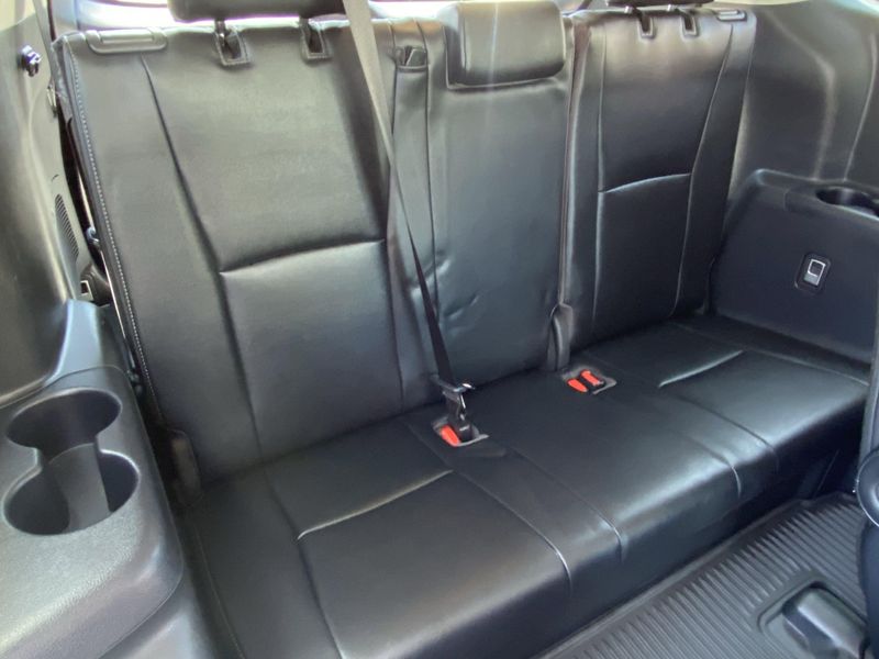 New 2023 Toyota Highlander PlatinumImage 13