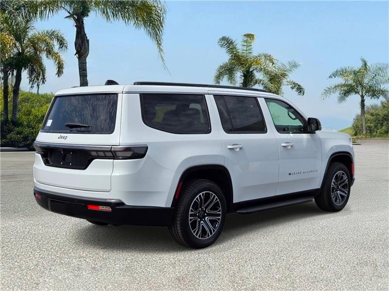 2026 Jeep Grand Wagoneer 4x2