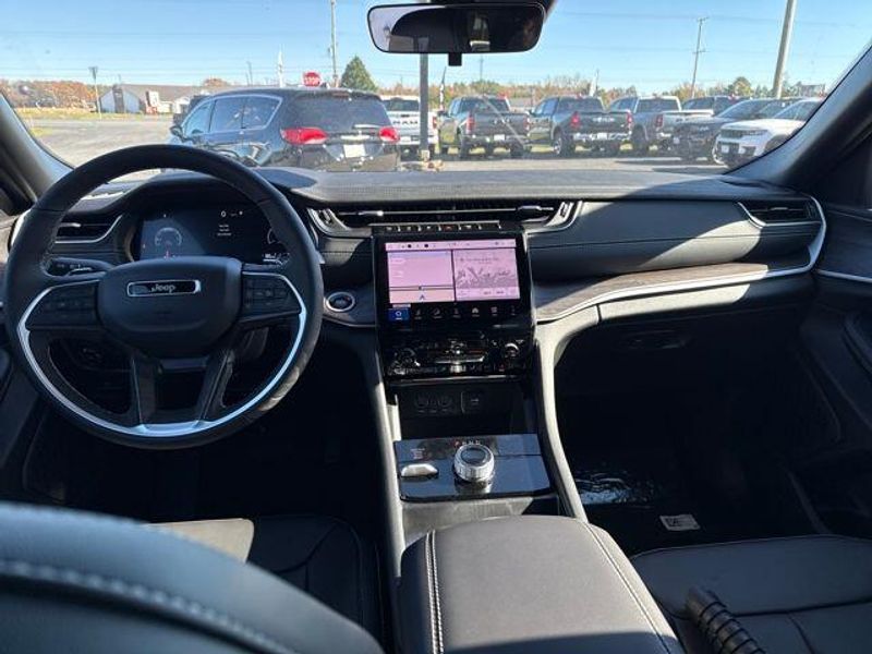 2025 Jeep Grand Cherokee Limited 4x4