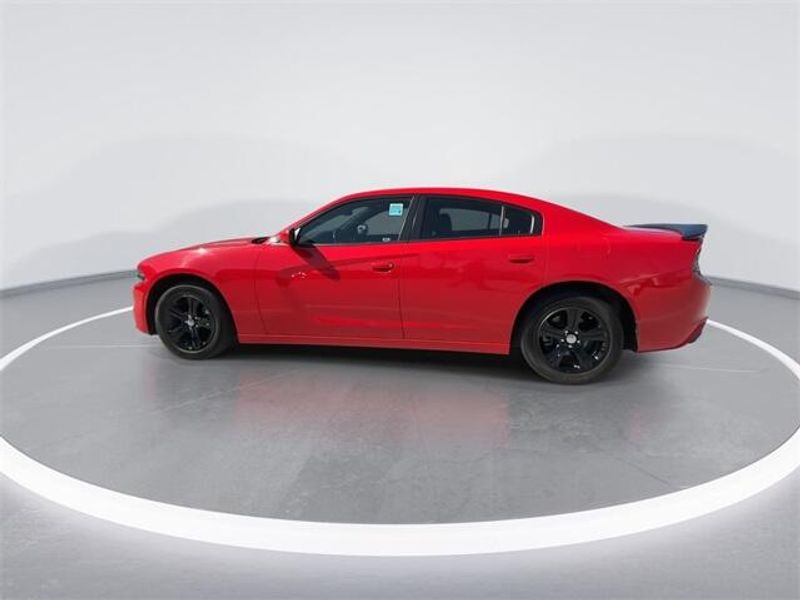 2022 Dodge Charger SXTImage 5