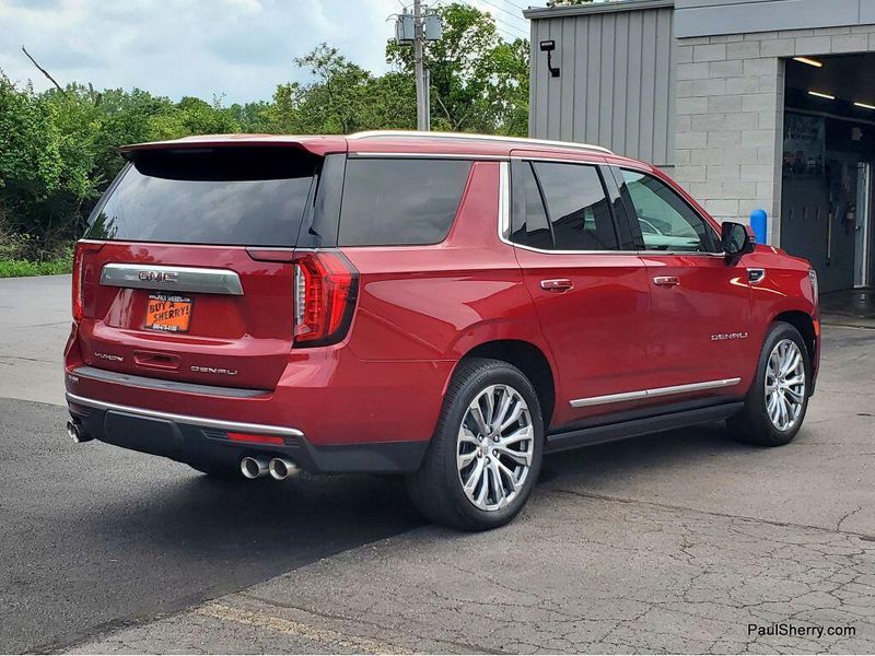 2023 GMC Yukon Denali ReserveImage 3