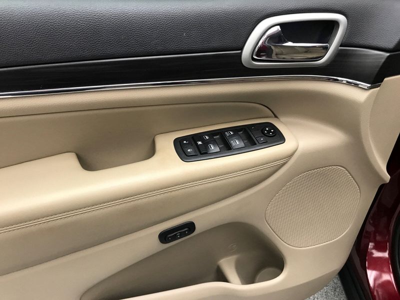2021 Jeep Grand Cherokee LimitedImage 3