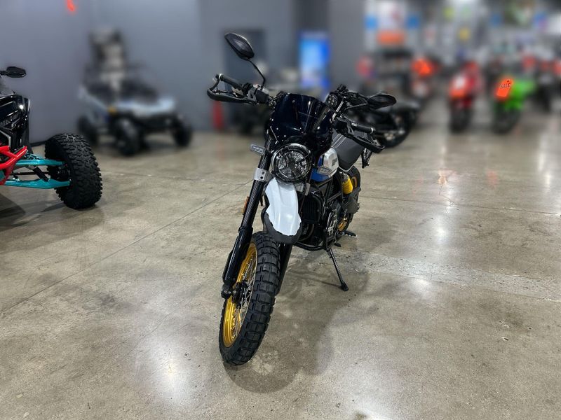 2021 Ducati SCRAMBLER DESERT SLED Image 16