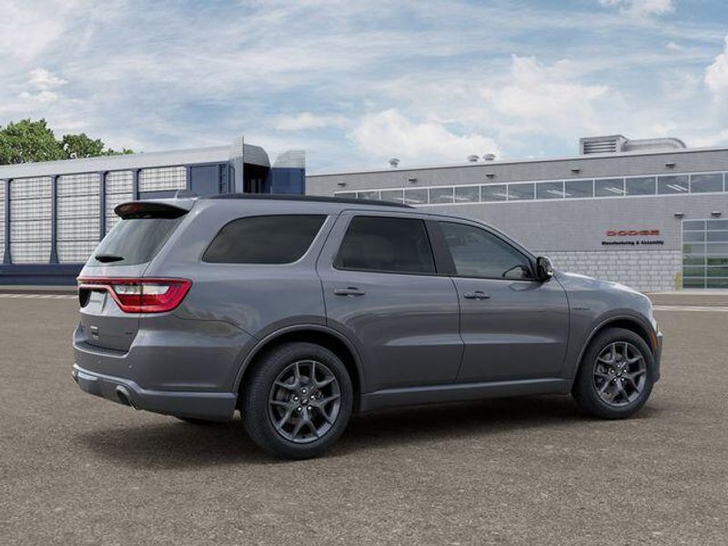New 2026 Dodge Durango Gt Plus Awd Hemi V8Image 4