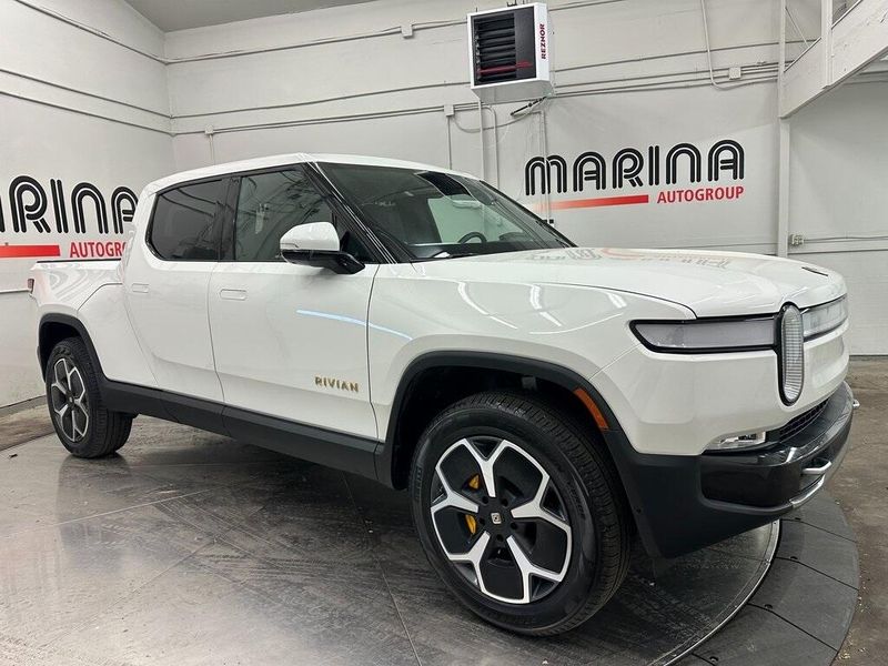 2022 Rivian R1T AdventureImage 1