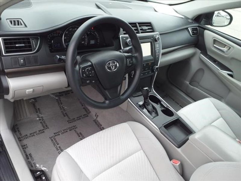 2015 Toyota Camry LEImage 20