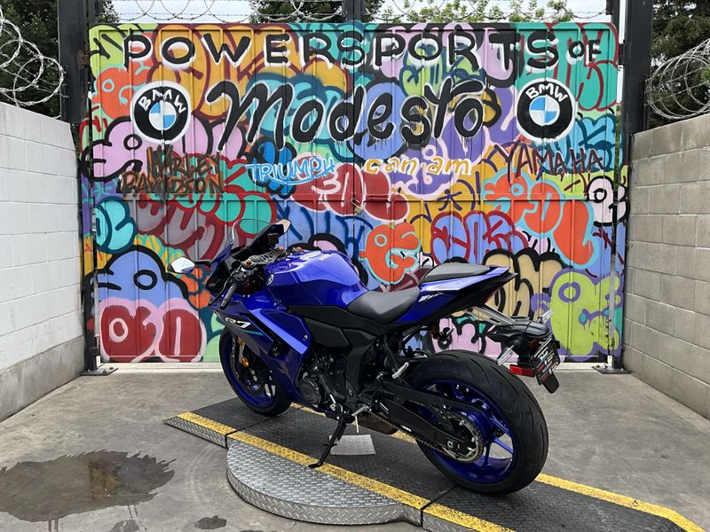 New 2026 Yamaha YZF-R7 Image 3