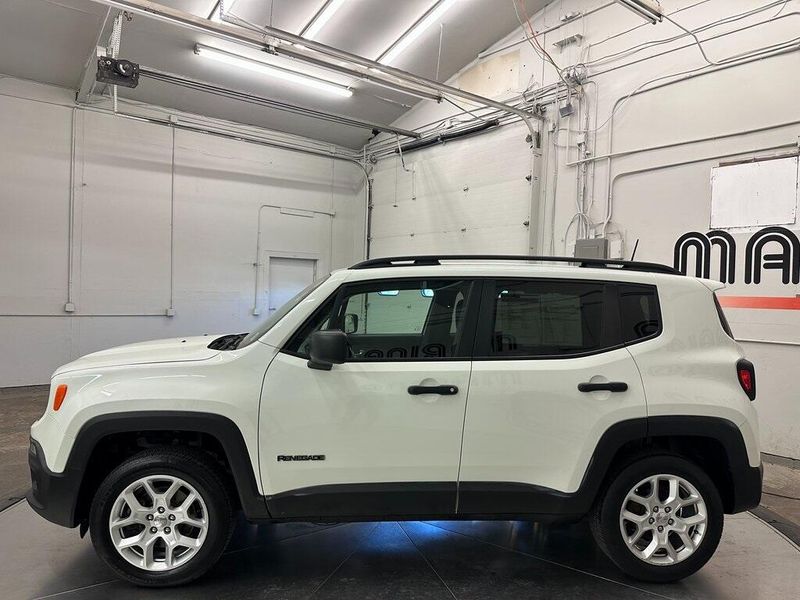 2018 Jeep Renegade SportImage 11