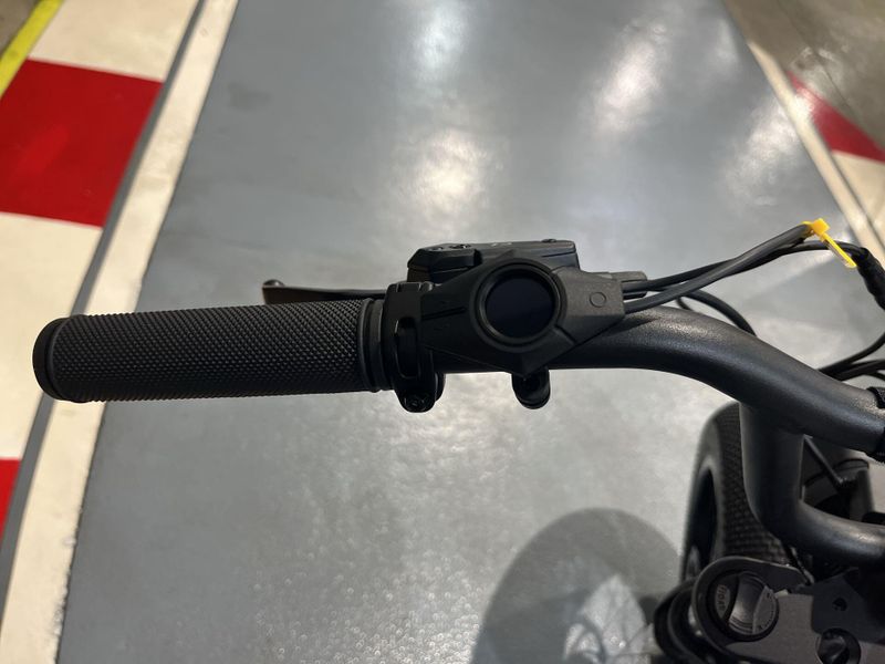 New 2025 Super73 Z Miami SE E-Bike Image 14