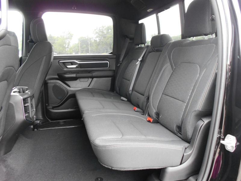 2025 RAM 1500 Big Horn Crew Cab 4x4 5