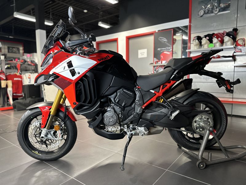 2024 Ducati MULTISTRADA V4 PIKES PEAKImage 2