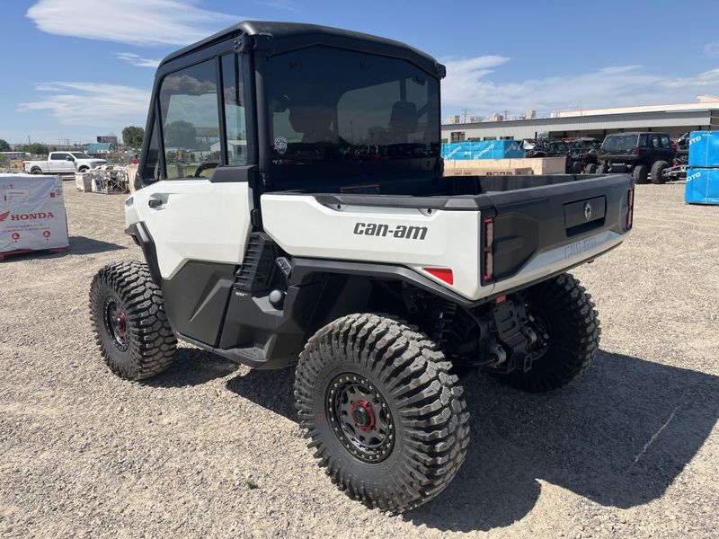 New 2026 Can-Am DEFENDER LTD HD11 