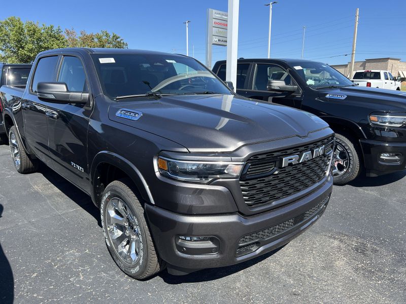 2025 Ram 1500 Big Horn photo 3