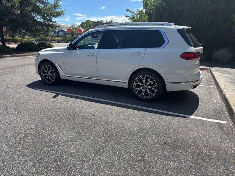 2022 BMW X7 xDrive40i