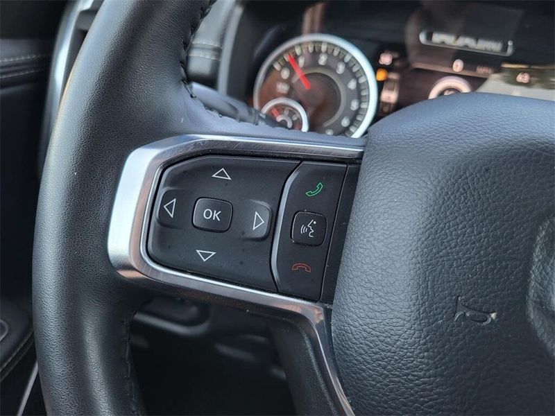 2024 RAM 1500 LaramieImage 12