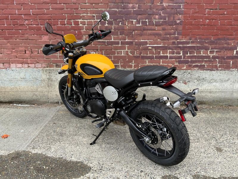 2026 Triumph SCRAMBLER 400 XC