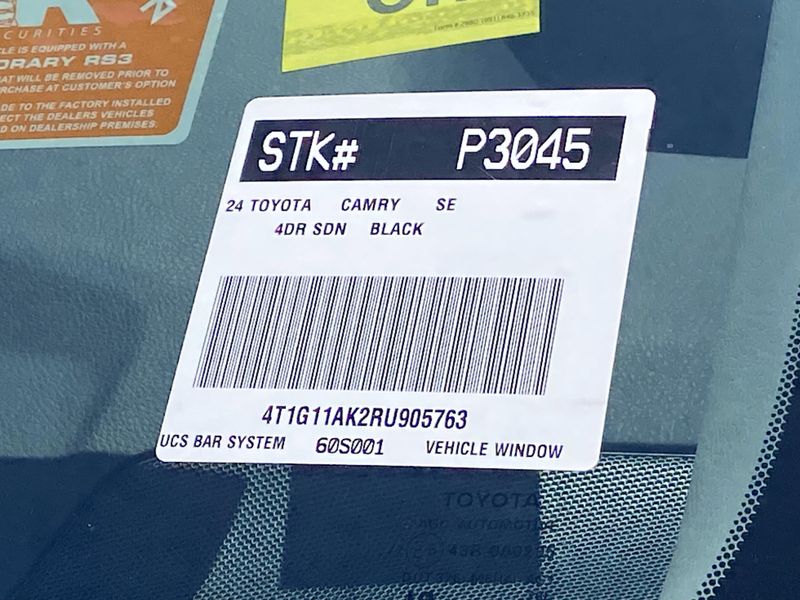 Used 2024 Toyota Camry SEImage 31
