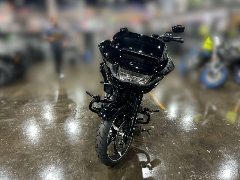 Used 2025 Harley-Davidson ROAD GLIDE Image 23