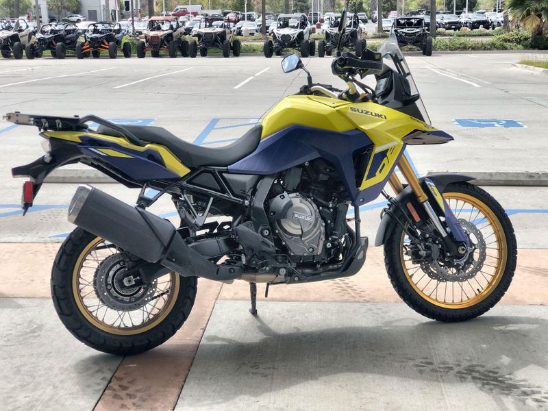 Used 2024 Suzuki V-STROM 800DE CA Image 18