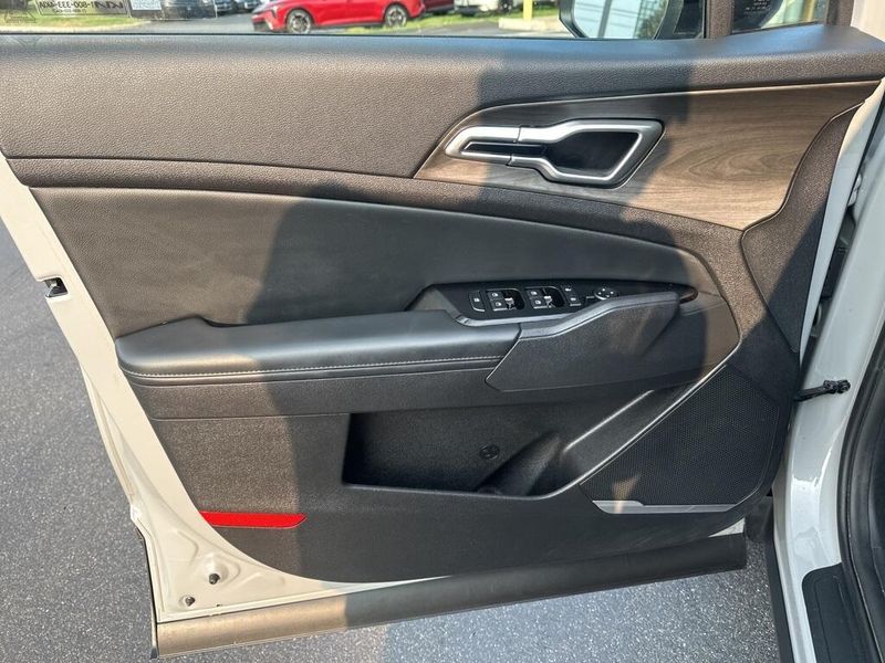 2023 Kia Sportage X-Line photo 29