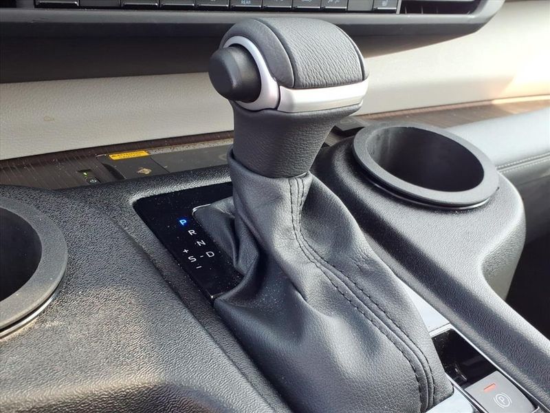 Used 2024 Toyota Sienna XLEImage 19