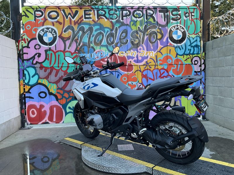 2025 BMW R 1300 GS Image 6