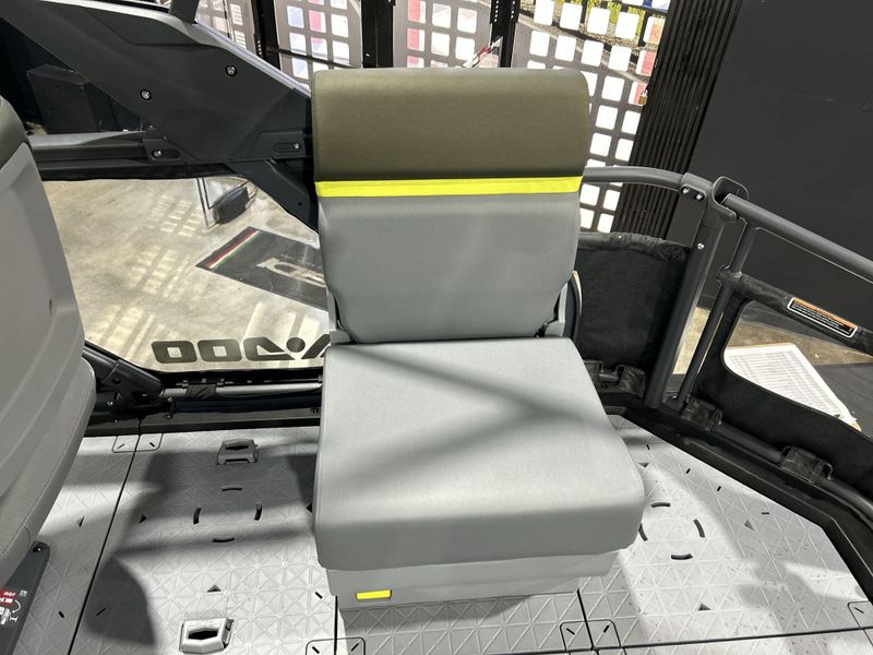 New 2025 Sea-Doo SWITCH FISH 21