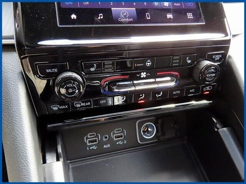 New 2025 Jeep Grand Cherokee Image 17