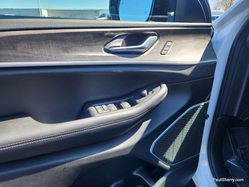 New 2026 Jeep Grand Cherokee L Limited 4x4