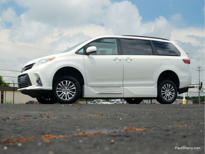 Used 2020 Toyota Sienna XLEImage 59