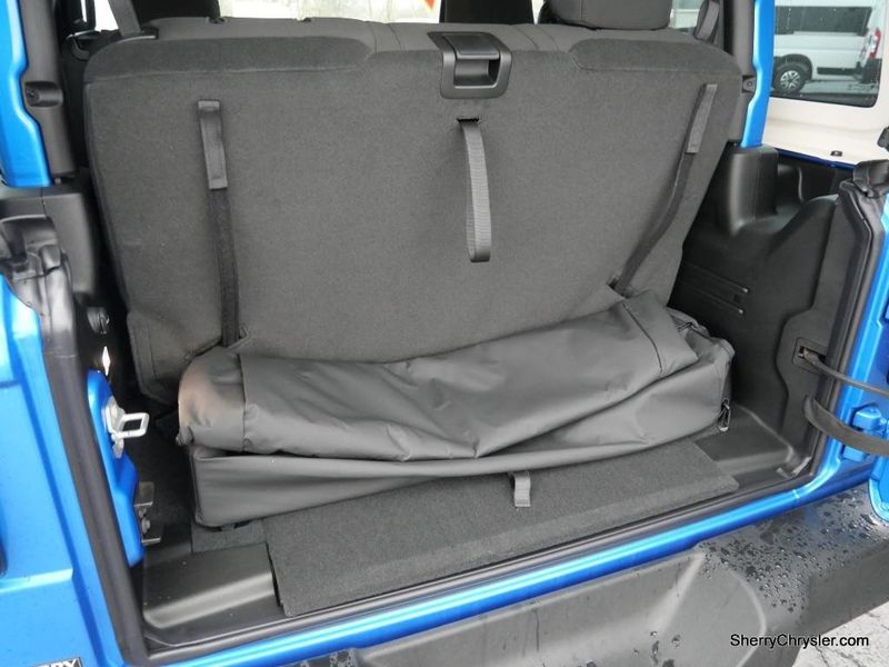 2023 Jeep Wrangler 2-door Sport S 4x4Image 8