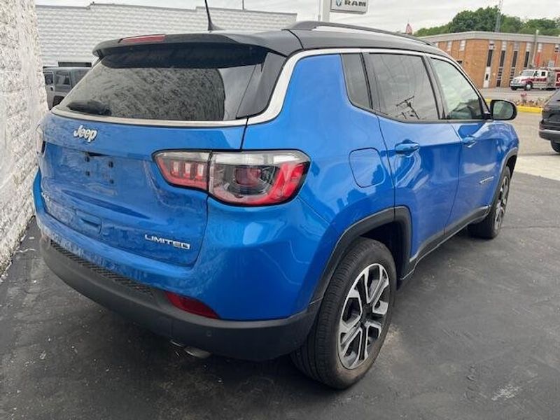 2022 Jeep Compass Image 15
