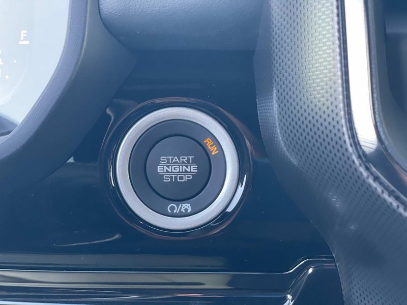 New 2026 RAM 1500 Limited Crew Cab 4x4 5'7' Box